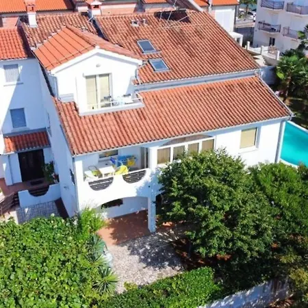 Apartment Ferienwohnung Fuer 2 Personen Ca 20 Qm In Porec, Istrien Istrische Riviera